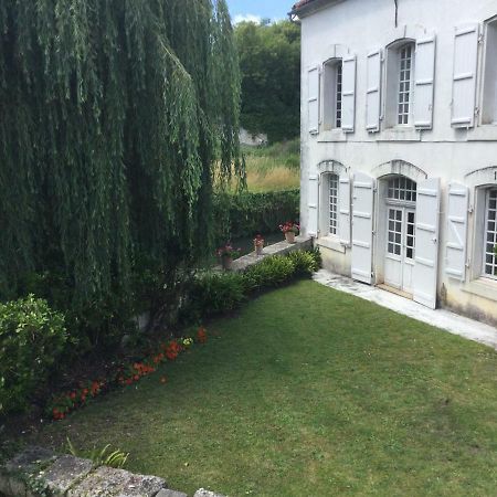 La Maison Du Pont La Rochebeaucourt-et-Argentine Zewnętrze zdjęcie